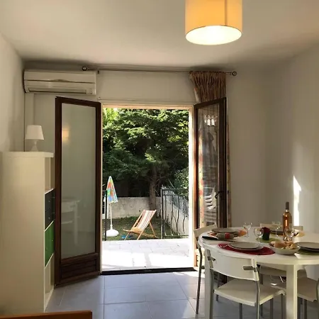 Sr550-006 Appt Mezzanine 4 Personnes St Raphael Saint-Raphaël